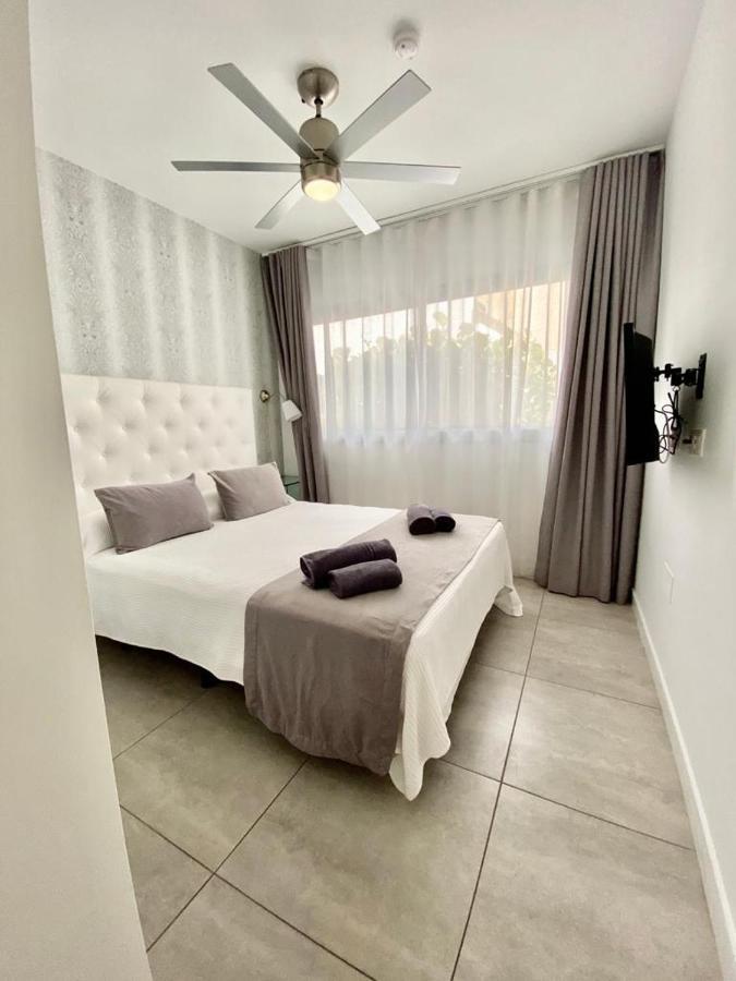 Casa Perla - Cozy Apartment Pool Side Коралео Екстериор снимка